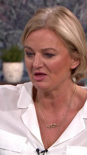 Alice Beer outlines the risks of using ‘buy now, pay later’ schemes. #thismorning #alicebeer