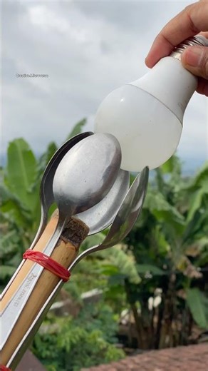 Handmade Practical Lamp Installation Tool - DIY Life-Hack!