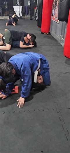 TEKO Jiu-Jitsu 🥋 Disciplina. Respeto. Evolución. No es solo luchar. Es crecer. 📍 Hernandarias – PY Área 6 #TekoJiuJitsu #JiuJitsuParaguay #Hernandarias #BJJ #ArteSuave