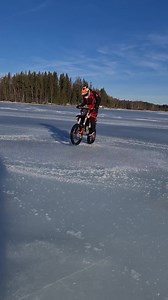 841K views · 318 shares | Damn It's Fun!❄ /@anniina.aurora KTM Nordic Arai-kypärät Yoko 24MX #ice #stunts #bikelife #bikes #ktm #readytorace #exc #freestyle #lifestyle #yoko #yokoteampilot #24mx #araihelmets #araifinland | Arttu Stenberg | Facebook