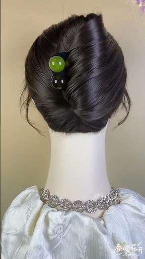 Quick & Chic Summer Hairstyles in Minutes