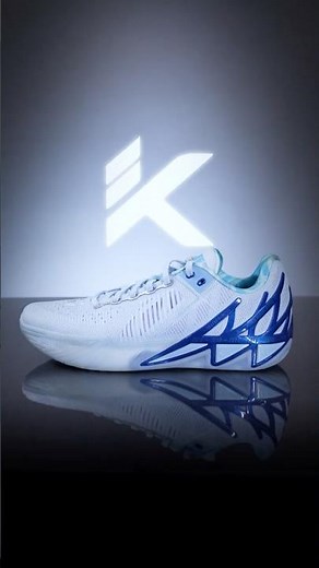 Klay Thompson Unveils The ANTA KT11 "Christmas" Edition! ❄️🏀 | "Still Klay