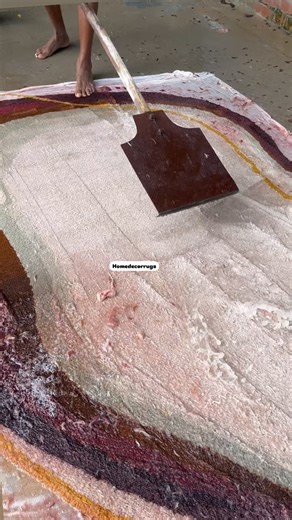 Homedecor Rugs on Instagram: "✨Natural Cleaning for Natural Fibers | Hand-Tufted Wool Rug Wash✨ #HandTuftedRug #RugCleaning #CarpetWashing #RugCare #HandmadeRug #WoolRugCare #DeepCleaning #RugWashDay #BeforeAndAfterRug #RugRestoration #usa"