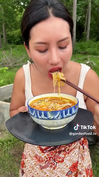 Quick and Easy Vegetable Curry Recipe | 1 Minute Cooking Tutorial