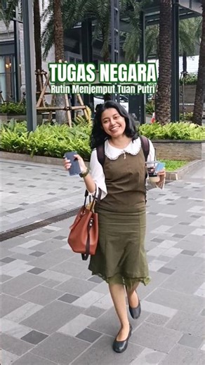 Kebahagiaan Yang Tak Tergantikan.
