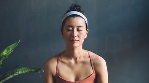 4 yoga poses to help you get a facelift and banish wrinkles