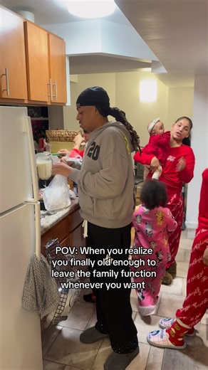 i make cool videos ✝️ on Instagram: "What am I still doing here ?🤔🤣 #relatable #viral #_vlonejon #leaving #family #familyfunction #christmas #waiting #older #holidays #spanish #explore #hispanics"