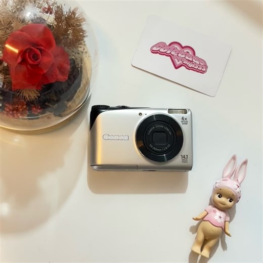 00s early camera digital & phone on Instagram: "CANON POWERSHOT A2200 HD body 9,5/10 14.1 Megapixels (with CMOS SENSOR) all functions normal highly recommended!! 💅🏽 IT GILRS CAM 💋 with a tons of effect dan mode 📸 Mincole’s Fav 🤩 minus : ❌❌❌ price : SOLD!!! includes: battery charger memory card free : -pouch -strap -card reader (if available ‼️) ⚠️ PLEASE READ ♡ 📸 This digicam is a vintage item (not brand new) ✨ Condition is as shown in photos & vid