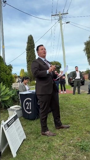 What Every Real Estate Auctioneer Says Before Bidding Starts | Adrian Bo