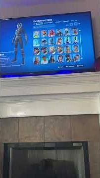 Locker tour! Tell me what you think about it #fortnite