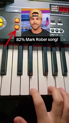 Mark Rober song! on Keyboard #linuskeyboard #piano #pianoviral #pianotutorial #fy #pianocover