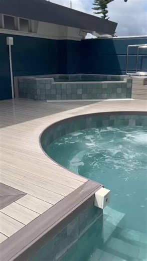 ✨ The wait is over! ✨ Our Cold Plunge Pool is 𝐎𝐏𝐄𝐍 – and yes, it’s included in your entry price! 𝐂𝐨𝐥𝐝 𝐏𝐥𝐮𝐧𝐠𝐞: Boosts circulation, reduces inflammation, and gives you that instant energy hit. 𝐇𝐨𝐭 𝐓𝐡𝐞𝐫𝐚𝐩𝐲: Relaxes muscles, eases stress, and promotes recovery. Come experience total wellbeing at Mount Hot Pools. R16 (16 only). | Mount Hot Pools