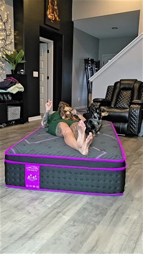 Hybrid Mattress: Memory Foam & Spring Comfort