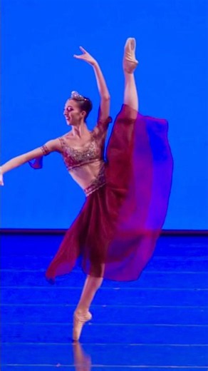 STUNNING Extensions! #shorts #ballet