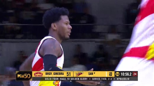 IBUHOS NA ANG BEER 🍻 The San Miguel Beermen stayed in control as they continued to pour it on offensively, widening the gap and holding a firm lead over Barangay Ginebra San Miguel at the end of the third quarter in Game 5 of their PBA Season 50 Philippine Cup best-of-seven semifinal series. #PBA50 #PBA50LID | One Sports
