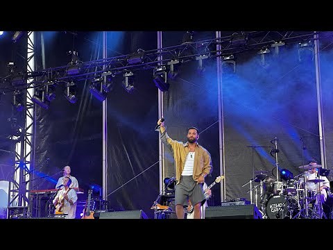 Kendji GIRAC chante Tiago au Festival du Printemps de Pérouges 29/06/2025