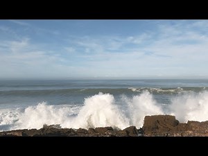 Big Ocean Waves Crashing on the Rocks - Relaxing Nature Sounds - 4K UHD