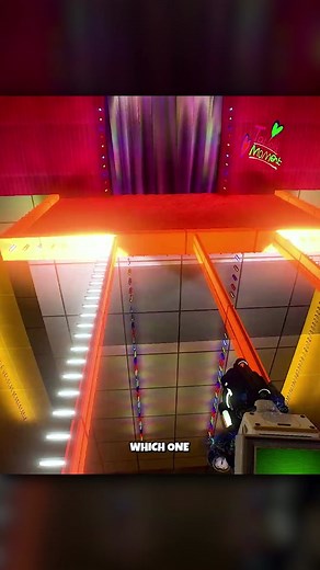 Did that head just come at me??? 😨 #boneworksvr #boneworksvrgame #vrfunnymoments #squidgamechallenge #glassbridge #glamrockroxannewolf