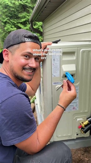Who knew installing a mini split system was DIY friendly?! This MRCOOL DIY system made the process