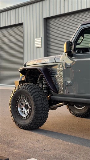 Locked Off-Road Coilover Conversion for Local Jeep Legend #jeepgladiator #offroad #coiloversuspension