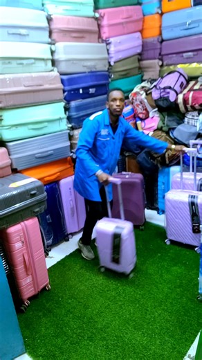 #located in Nairobi nyamakima PRICE HOUSE SHOP F10 behind mathai supermarket #fyp#suitcasesplug in Nairobi #cheap suitcases #onlineshopping
