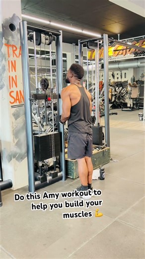 Amy workout #gym #fitneess #youtubeshorts