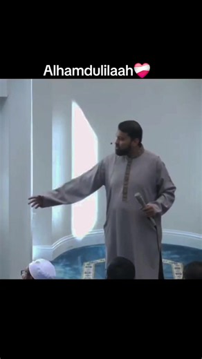 He Converted to Islam: A Heartwarming Story of Faith ☪️