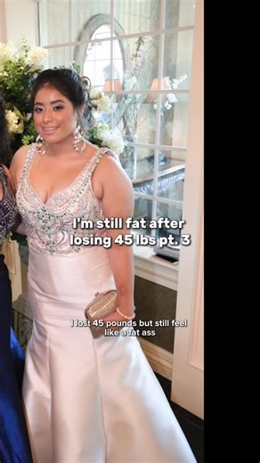 Kelly 🇪🇨 | Women Fat Loss & Mindset Coach on Instagram: "Ep 3. My Workout Split ✨ This is MY workout split because I have specific needs due to my hip misalignment, so if you need help creating your OWN. Then my 1:1 Coaching Applications will be linked in bio🤞🏼✨ Monday - Lower Body Tuesday - Upper Body Wednesday - Rehab/Mobility Training Thursday - Full Rest Friday - Lower Body Saturday - Upper Body Sunday - Rehab/Mobility I hit a quick 10 min core workout after each workout and 30 min of wa