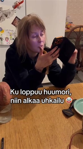 Loppuu se Facebookin käyttö ihan just näillä näppäimillä. 💀 Se ei toimi! Toivottavasti algoritmit kuulee mun uhkauksen. 👀 #sinullesivu #suomitt #suomitiktokkaajat #huumori #sinulle