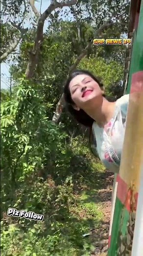 পরিমনির সাহসী স্টাইল—ভাইরাল মুহূর্ত।