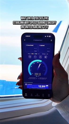 Starlink WiFi speed test on United Airlines 737