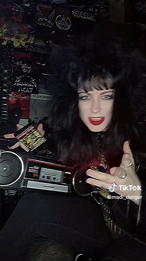 1983 Metalhead Friend: Exploring 80s Heavy Metal Music