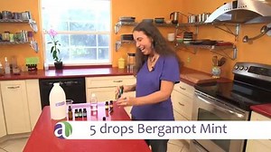 Learn how to make your home smell amazing with these 2 amazing recipes. | Natural Living with Aromatherapy