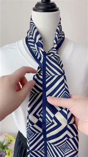 How to wear stylish scarf| Women Different Way to style scarf #fashion #wore