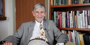 Famed Physicist Freeman Dyson Predicts the Future
