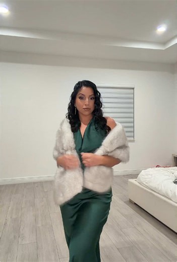 Effortlessly Stylish Casual Outfit Ideas for New Year's Eve