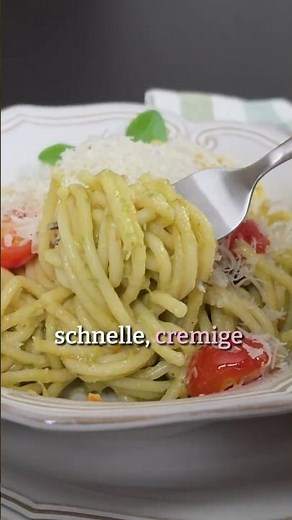 Creamy Avocado Pasta in 25 min. 🥑 dairy-free! 🍝