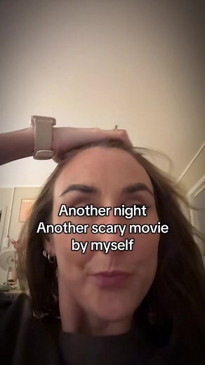 People say I’m crazy🤷🏻‍♀️ #scarymovies #horrormoviefan #thenun