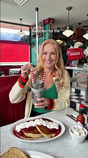 Retro 1950’s diner with big portions and milkshakes #diner #1950s #foodie