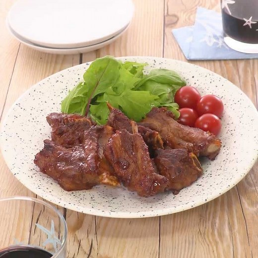 漬けて焼くだけ♪ バーベキュースペアリブのレシピ動画・作り方 | デリッシュキッチン