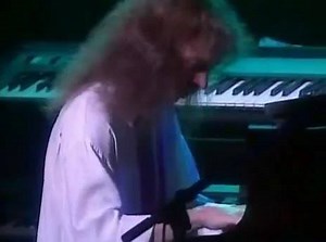 Pat Metheny Group - Episode d'azur - Live in Japan .................................................................................... Concert in Japan 1995 Pat Metheny:guitar Lyle Mays:keybords Steve Rodby:bass Paul Wertico:drums Armando Marcal:percussion voice David Blamires:voice Mark Ledford:voice | Avant Garde Music