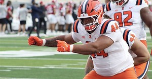 DL Angelo McCullom rising up the ranks for Illini: 'He's worked his tail off'