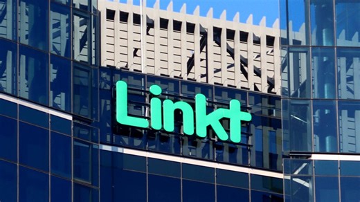 ‘Too many’ Australians losing money from scams