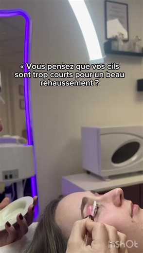 Aujourd’hui, transformation avec un Lash Lift coréen. 🤍 Une technique idéale pour rehausser les cils naturels et ouvrir le regard. Même lorsque les cils sont courts, on peut créer une jolie courbure et donner l’impression de cils plus longs. Le résultat est naturel, lumineux et très élégant… Parfait pour celles qui veulent un regard sublimé sans passer par les extensions 👁️