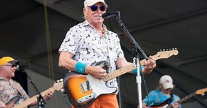 Jimmy Buffett shares health update following hospitalization