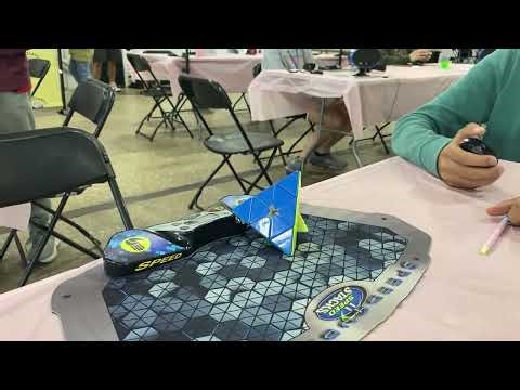 1.18 Official Pyraminx Single!1!!1!1!1!!