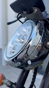 Clever method to secure motorcycle headlight | Pixel Pop