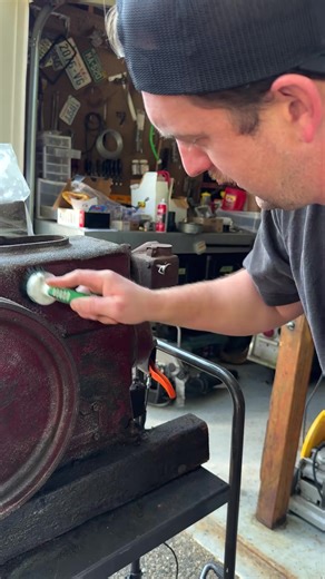 1929 Hercules Hit n Miss 1.5 hp engine. This is a very neat engine and boy did it clean up nicely! #hitnmiss #hitandmiss | TheBarn Brothers | Facebook