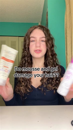 Do Mousse and Gel Damage Curly Hair? Here’s the Truth
