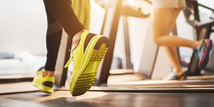 ¿Qué es mejor, correr en cinta o al aire libre?